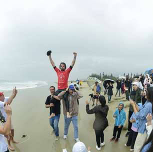 Matheus Navarro vence Pupo e Imbituba tem novo campeão de surfe da WSL após 15 anos