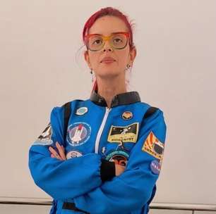 Professora disputa vaga para ser primeira mulher astronauta brasileira