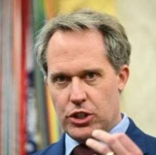 Queda nas Vendas de Vacinas Covid-19 Derruba Fortunas