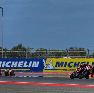 Bezzecchi voa em Mandalika, faz a pole e quebra recorde na MotoGP