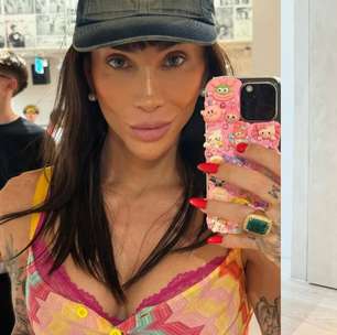 Mudar cor dos olhos, tirar costelas: veja as cirurgias mais bizarras dos artistas