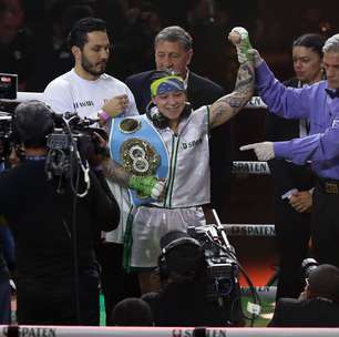 Bia Ferreira mira unificação de cinturões para se aposentar com chave de ouro: 'Tem que saber a hora de terminar'