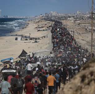 Após 2 anos de guerra e mais de 65 mil mortos, palestinos voltam a Gaza com trégua histórica entre Israel e Hamas