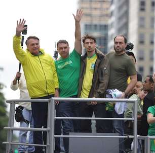 Das indiretas públicas aos rompimentos: relembre os atritos de Michelle com os filhos de Jair Bolsonaro