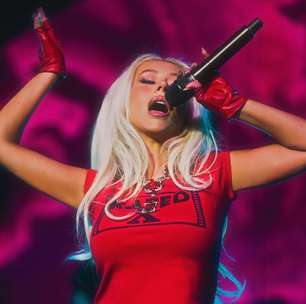 Christina Aguilera gravou visuais 'picantes' em clube de strip para novo projeto, diz site