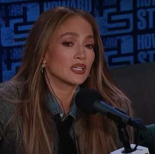 Jennifer Lopez defende que ela e Shakira mereciam fazer o Super Bowl individualmente