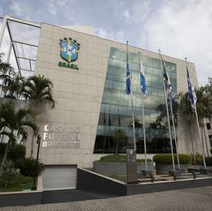 Jogador com passagens pela Seleção Brasileira rescinde com grande clube