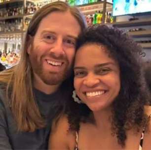 Cineasta brasileira presa pela imigração dos EUA é libertada, diz marido