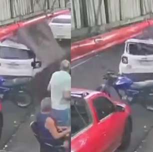 Vídeo mostra o momento em que árvore cai sobre carro e assusta clientes de bar no Paraná