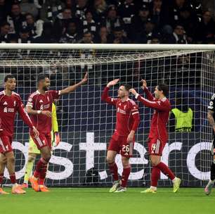 Liverpool atropela o Frankfurt fora de casa e sobe para a décima posição na Liga dos Campeões