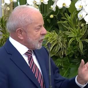 Lula ganha festa antecipada de 80 anos na Indonésia e confirma que vai disputar quarto mandato