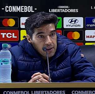 Abel Ferreira reage ao ser perguntado sobre 'pacto' após derrota do Palmeiras contra a LDU