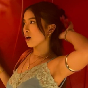 Influenciadora famosa no Tiktok morre aos 19 anos em Los Angeles