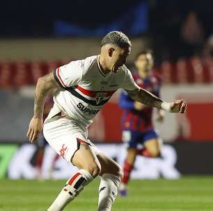 Luciano se emociona com 100 gols pelo São Paulo e abre o jogo.