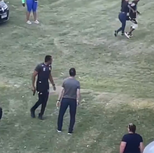 Árbitro saca revólver em confusão após clássico no Rio Grande do Sul