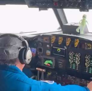 Vídeo mostra turbulência extrema em avião de pesquisadores em voo pelo Furacão Melissa