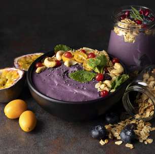 Açaí é saudável? Descubra os benefícios e os riscos do fruto mais amado do Brasil