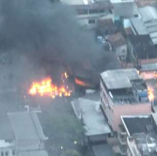 Governo do Rio de Janeiro divulga novas imagens de drones de megaoperação no Alemão e na Penha