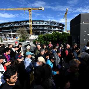 Camp Nou reabre após dois anos e recebe treino aberto do Barcelona; confira