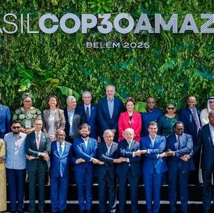 Líderes posam para 'foto de família' na Cúpula do Clima em Belém