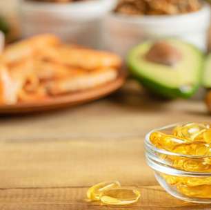 Médica lista 3 nutrientes que ajudam a regular os níveis hormonais