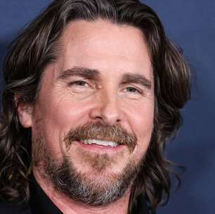 Astro da trilogia "O Cavaleiro das Trevas", ganhou um Oscar e 2 Globos de Ouro e tem uma fortuna de US$ 120 milhões