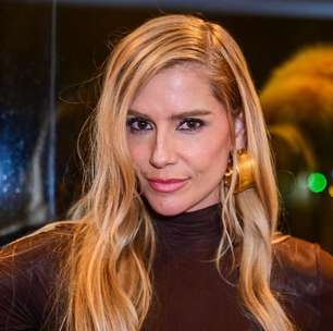 Com 6 gemas de ovo e leite condensado: pudim de brigadeiro de Deborah Secco é viciante, ideal para festas de fim de ano e fica melhor que o de padaria