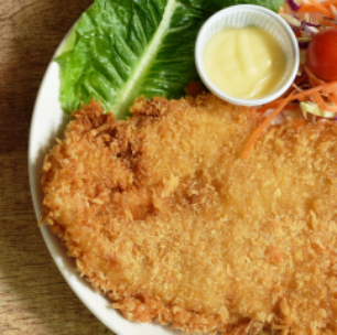 Bife à milanesa de forno: crocante e leve, sem fritar