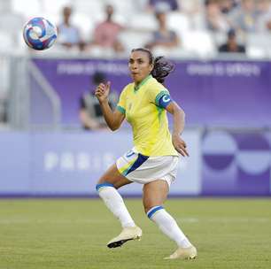 Marta e dois brasileiros disputam prêmio da Fifa de gol mais bonito da temporada; confira os lances