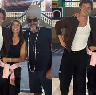 Ivete Sangalo apresenta Shawn Mendes a Carlinhos Brown e brinca chamando o cantor de "filho mais velho"