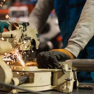 Ferplast abre vaga para operador industrial com salário de R$ 2.250,00