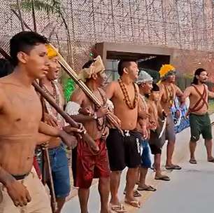 Povo Munduruku bloqueia entrada da Blue Zone da COP30 em Belém