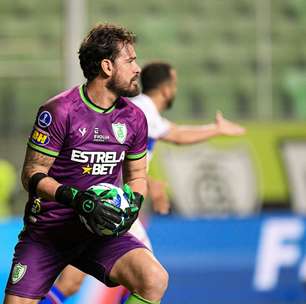 Goleiro passou por procedimento no coração no auge da carreira e precisou de 'paciência' para voltar