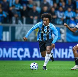 Meia do Grêmio vive nova indefinição e e prazo de retorno é alterado