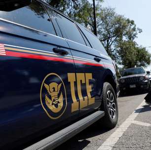 'É surreal': brasileiros se trancam em casa para escapar de caça a imigrantes nos EUA