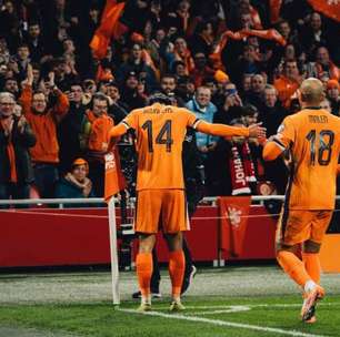 Holanda goleia Lituânia e garante vaga na Copa do Mundo