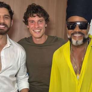Shawn Mendes surge em clique inesperado com Bruna Marquezine, Gustavo Mioto e Carlinhos Brown após show de Dua Lipa