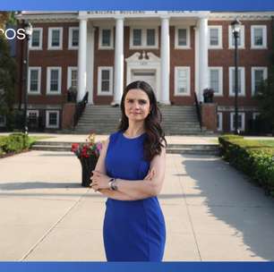 Ex-garçonete auxilia mulheres a se reestruturarem no mercado de trabalho nos EUA