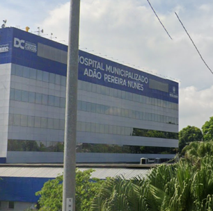 Bebê de 1 ano e 7 meses é baleada na cabeça dentro de carro da família no RJ