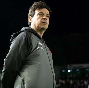 Suspensão de Coutinho força Diniz a buscar solução criativa em meio à crise do Vasco