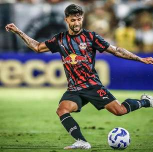 Juninho Capixaba fala da reação do clube na temporada de 2025: ' Misto de sentimentos'