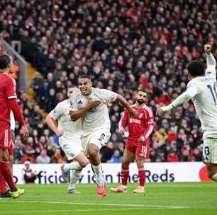 Nottingham Forest vence Liverpool com gol brasileiro na Premier League