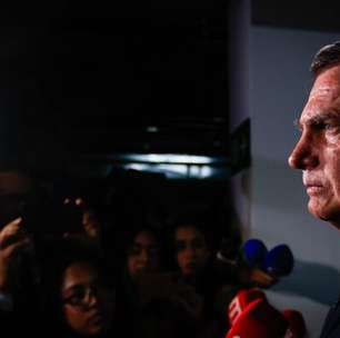 Moraes autoriza visita de filhos de Bolsonaro na Superintendência da PF