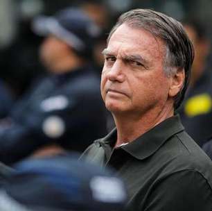 Decisão de Moraes foi 'prudente', e Bolsonaro fica mais perto de cumprir pena na cadeia, analisam especialistas