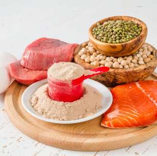 Risco oculto no prato: por que o salmão de cativeiro preocupa especialistas