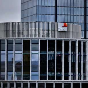 Um jovem foi demitido do seu "emprego dos sonhos" na PwC: ele trabalhava 80 horas por semana criando agentes de IA que substituíram pessoas