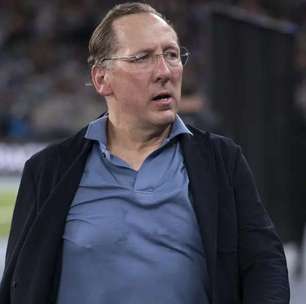 Mercado do Botafogo: Treinador 'especulado' no clube, assina com time brasileiro para 2026