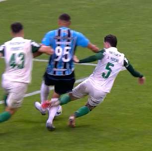 Ouça áudio do VAR no primeiro pênalti marcado em Grêmio x Palmeiras