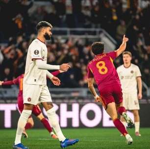 Roma vence Midtjylland e sobe na tabela da Liga Europa