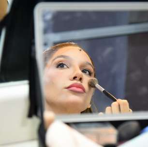 Priscilla Alcântara estreia em 'Wicked' com make básica e fácil